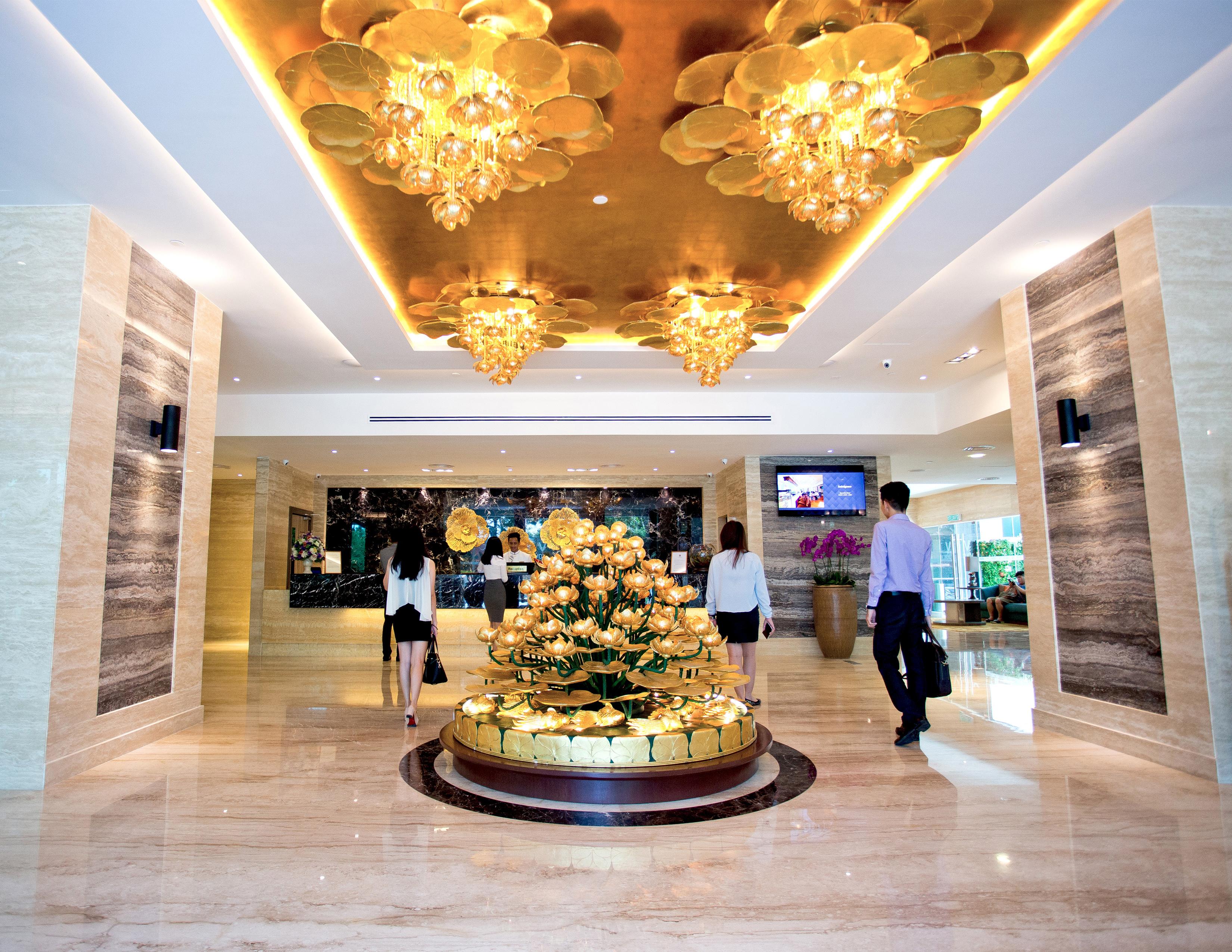 Vouk Hotel Suites, Penang Джорджтаун Экстерьер фото